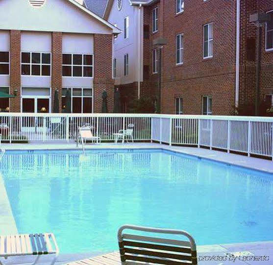 Homewood Airport Hotel