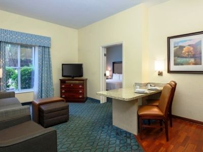 Homewood Airport 3*