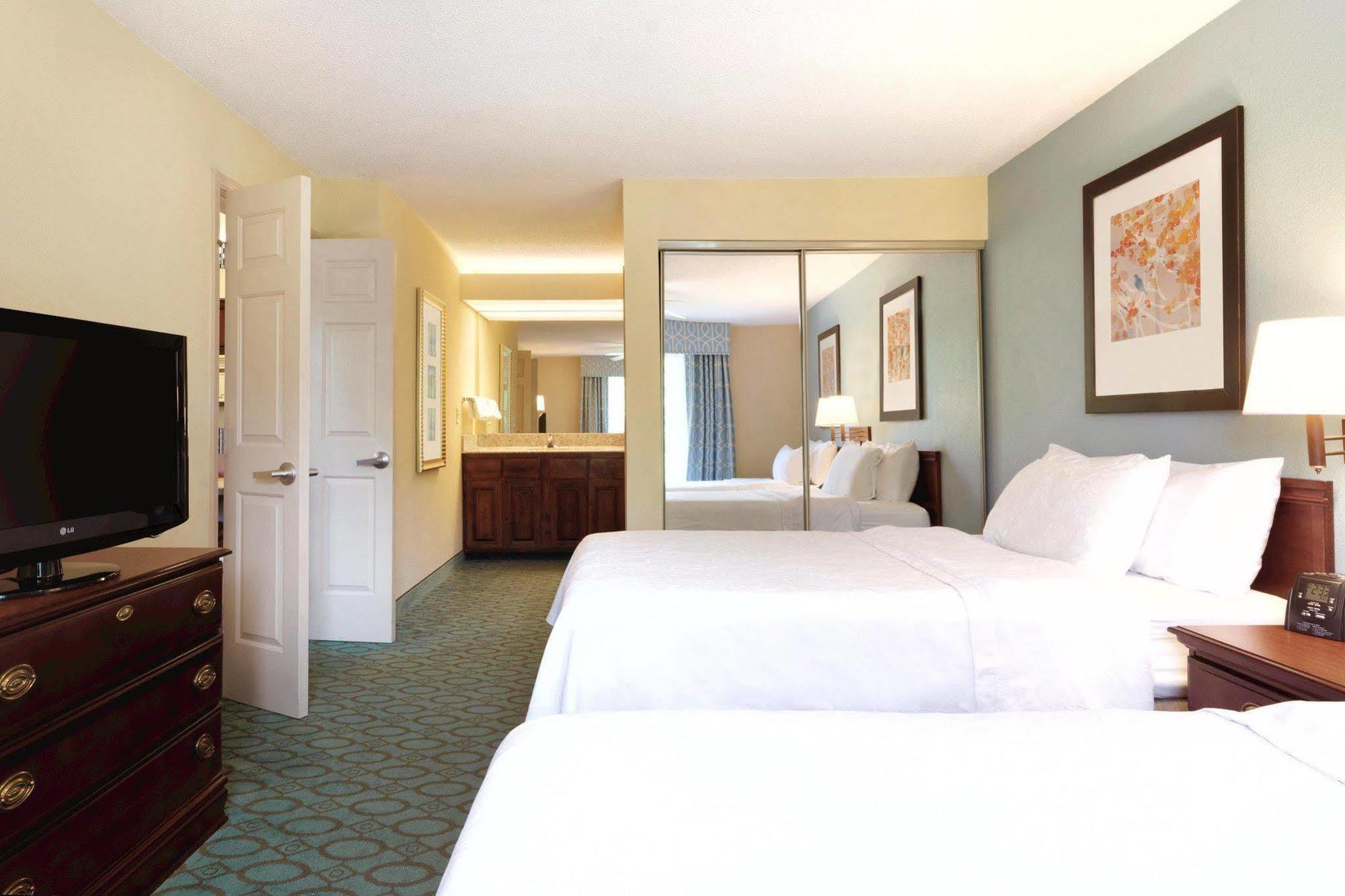 Homewood Airport Hotel 3*